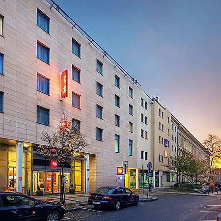 Ibis Wenceslas Square 3* Praga