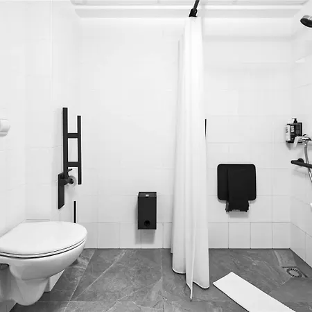 Ibis Wenceslas Square Hotel 3*