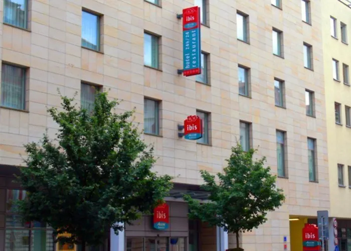Ibis Wenceslas Square Hotel 3*