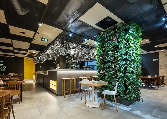 Hotel Ibis Wenceslas Square 3*