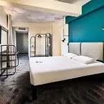 Ibis Wenceslas Square 3*