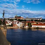 Ibis Wenceslas Square Hotel 3*