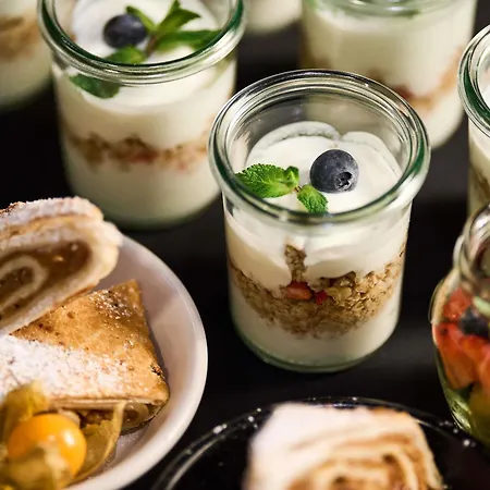 Ibis Wenceslas Square